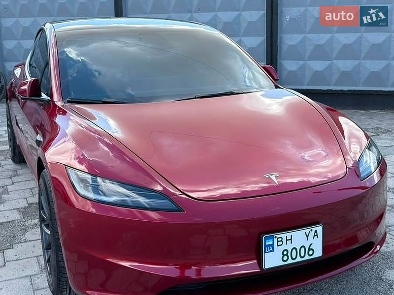 Седан Tesla Model 3 2024 в Подольске