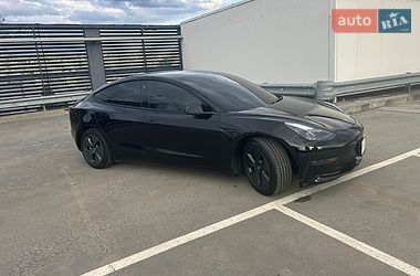 Седан Tesla Model 3 2023 в Києві
