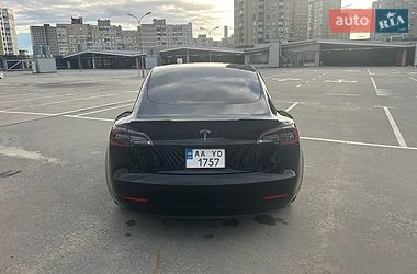 Седан Tesla Model 3 2023 в Києві