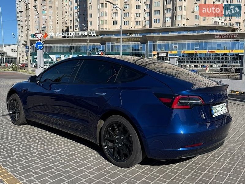Седан Tesla Model 3 2019 в Одессе