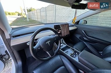 Седан Tesla Model 3 2018 в Полтаве