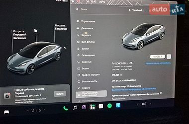 Седан Tesla Model 3 2020 в Львові