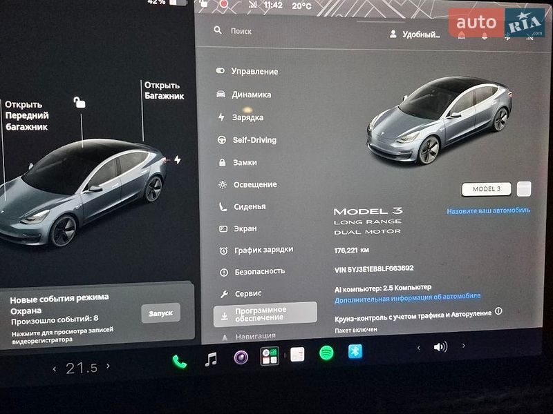 Седан Tesla Model 3 2020 в Львові