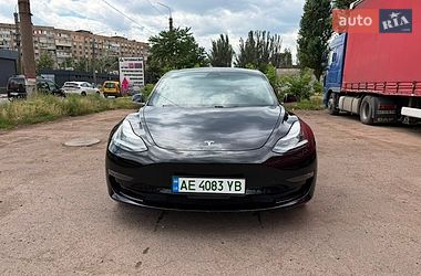 Седан Tesla Model 3 2019 в Кривому Розі