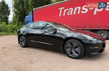 Седан Tesla Model 3 2019 в Кривому Розі