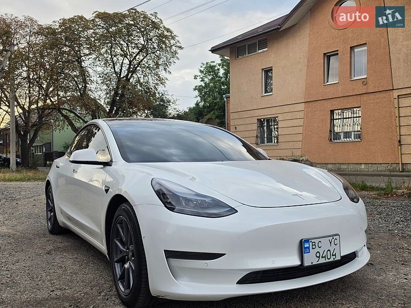 Седан Tesla Model 3 2021 в Львові фото 10 Седан Tesla Model 3 2021 в Львові
