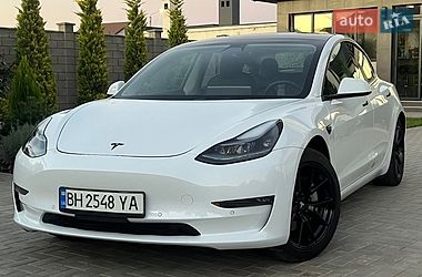Седан Tesla Model 3 2021 в Одессе