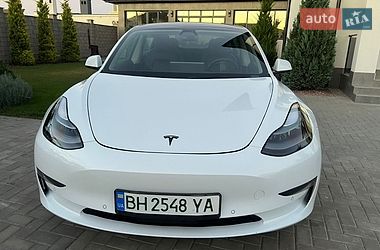 Седан Tesla Model 3 2021 в Одессе