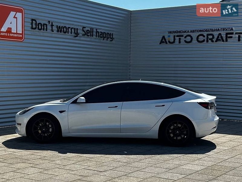 Седан Tesla Model 3 2022 в Черкасах фото 5 Седан Tesla Model 3 2022 в Черкасах