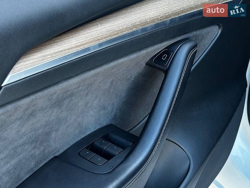 Седан Tesla Model 3 2022 в Черкасах фото 9 Седан Tesla Model 3 2022 в Черкасах