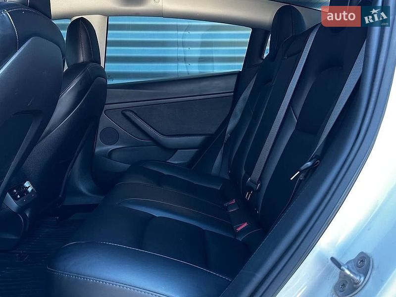 Седан Tesla Model 3 2022 в Черкасах фото 21 Седан Tesla Model 3 2022 в Черкасах