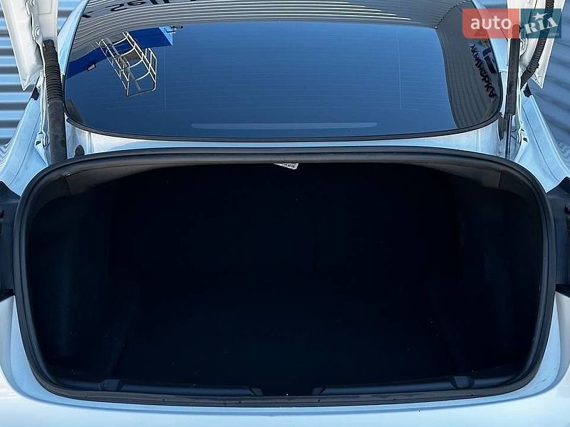 Седан Tesla Model 3 2022 в Черкасах фото 25 Седан Tesla Model 3 2022 в Черкасах