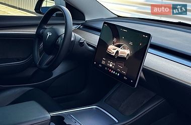 Седан Tesla Model 3 2022 в Черкасах фото 20 Седан Tesla Model 3 2022 в Черкасах