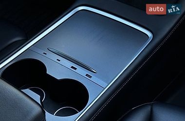Седан Tesla Model 3 2022 в Черкасах фото 12 Седан Tesla Model 3 2022 в Черкасах