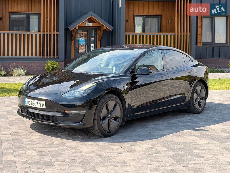 Седан Tesla Model 3 2018 в Ужгороде Седан Tesla Model 3 2018 в Ужгороде