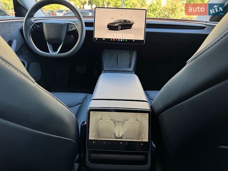 Седан Tesla Model 3 2025 в Одесі
