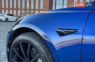 Седан Tesla Model 3 2019 в Дніпрі