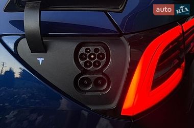 Седан Tesla Model 3 2019 в Дніпрі