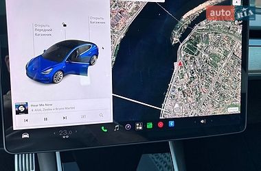 Седан Tesla Model 3 2019 в Дніпрі