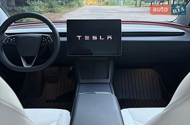 Седан Tesla Model 3 2025 в Києві