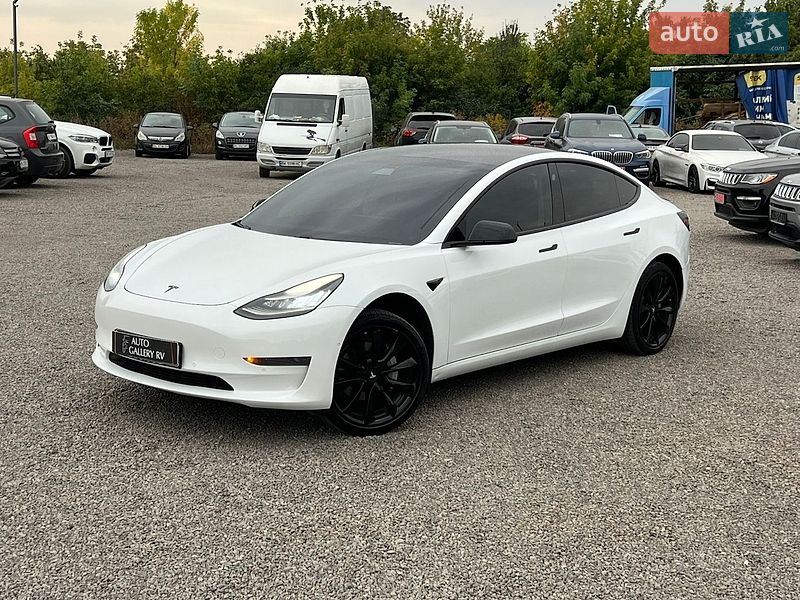 Tesla Model 3 2019 Tesla Model 3 2019
