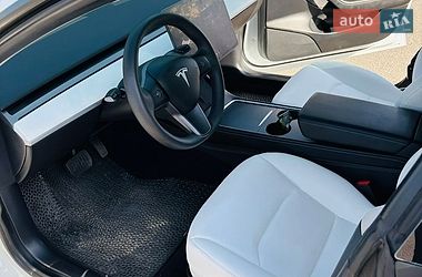 Седан Tesla Model 3 2021 в Покрові