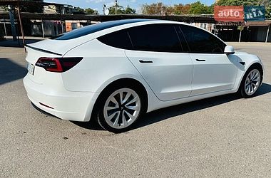 Седан Tesla Model 3 2021 в Покрові