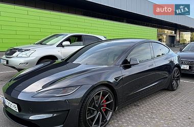 Седан Tesla Model 3 2024 в Києві