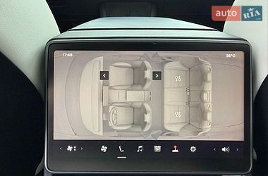 Седан Tesla Model 3 2024 в Києві