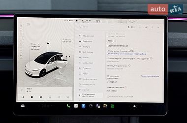 Седан Tesla Model 3 2024 в Киеве