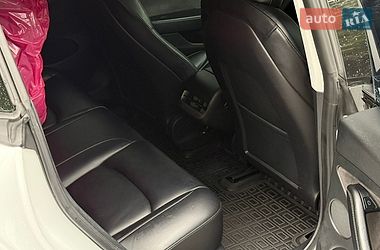 Седан Tesla Model 3 2021 в Львові