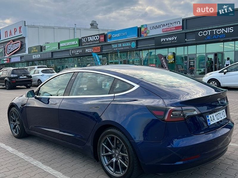 Седан Tesla Model 3 2018 в Софиевской Борщаговке