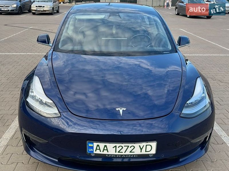 Седан Tesla Model 3 2018 в Софиевской Борщаговке