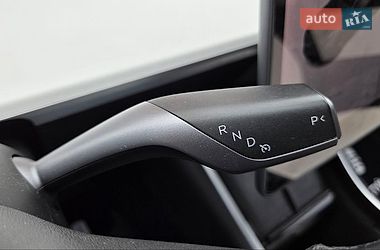 Седан Tesla Model 3 2019 в Хмельницком