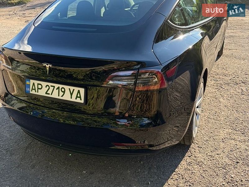 Седан Tesla Model 3 2022 в Запорожье