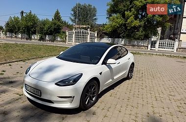 Седан Tesla Model 3 2021 в Черновцах фото 7 Седан Tesla Model 3 2021 в Черновцах