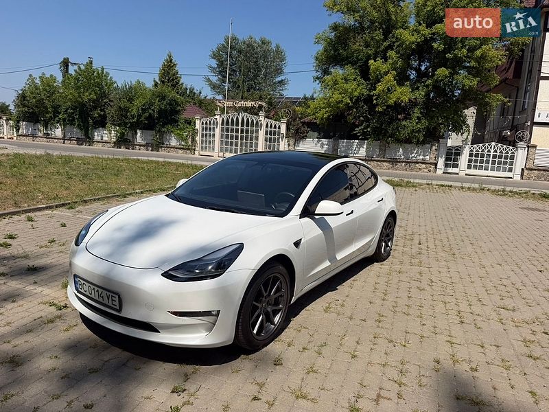Седан Tesla Model 3 2021 в Черновцах фото 7 Седан Tesla Model 3 2021 в Черновцах
