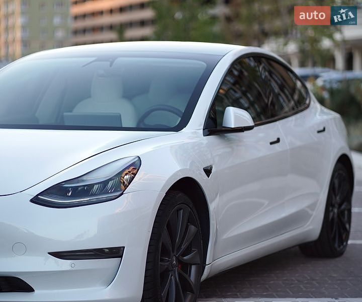 Седан Tesla Model 3 2020 в Софиевской Борщаговке