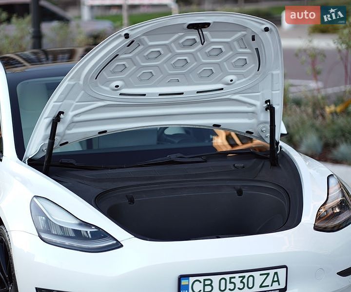 Седан Tesla Model 3 2020 в Софиевской Борщаговке