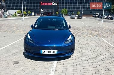 Седан Tesla Model 3 2022 в Луцьку