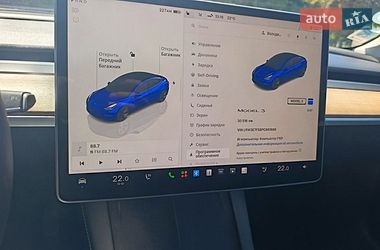 Седан Tesla Model 3 2022 в Луцьку