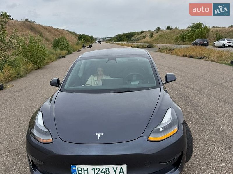 Седан Tesla Model 3 2021 в Одессе фото 41 Седан Tesla Model 3 2021 в Одессе