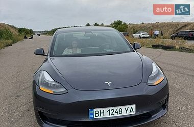 Седан Tesla Model 3 2021 в Одессе фото 42 Седан Tesla Model 3 2021 в Одессе