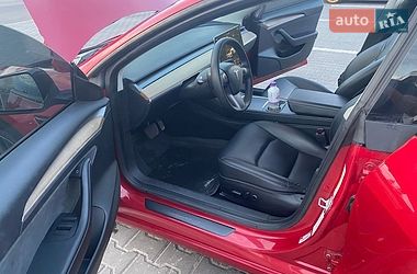 Седан Tesla Model 3 2022 в Киеве