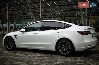 Седан Tesla Model 3 2021 в Львове фото 4 Седан Tesla Model 3 2021 в Львове
