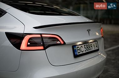 Седан Tesla Model 3 2021 в Львове фото 6 Седан Tesla Model 3 2021 в Львове