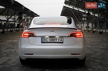 Седан Tesla Model 3 2021 в Львове фото 7 Седан Tesla Model 3 2021 в Львове