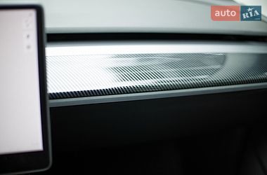 Седан Tesla Model 3 2021 в Львове фото 23 Седан Tesla Model 3 2021 в Львове