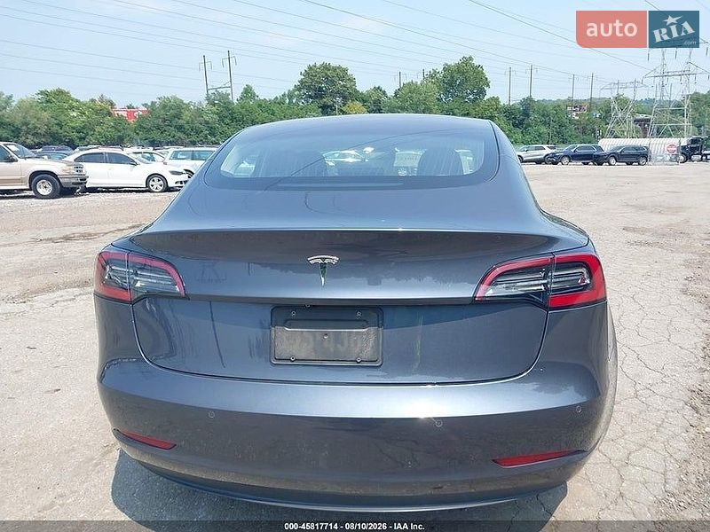 Седан Tesla Model 3 2018 в Львове фото 13 Седан Tesla Model 3 2018 в Львове