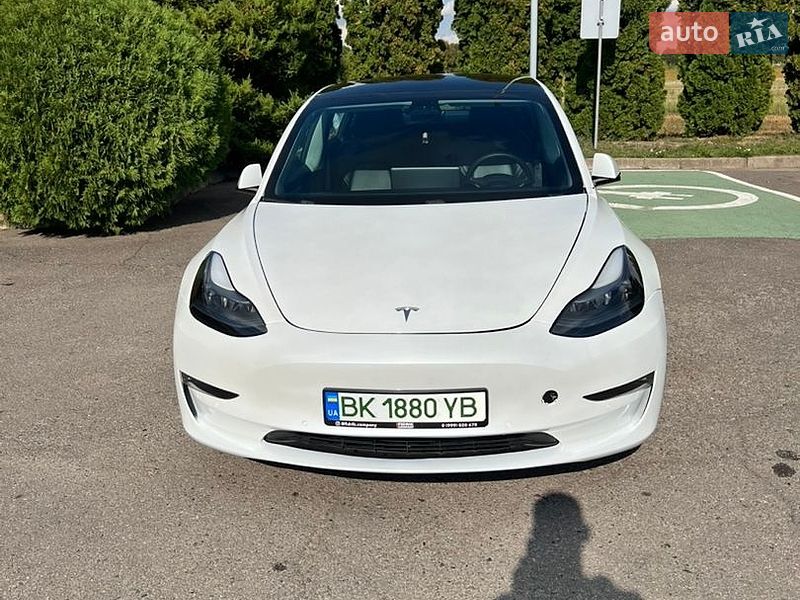 Tesla Model 3 2021 Tesla Model 3 2021